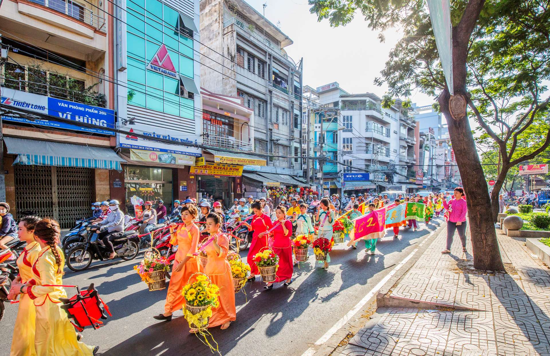 Tết nguyên tiêu Sài Gòn