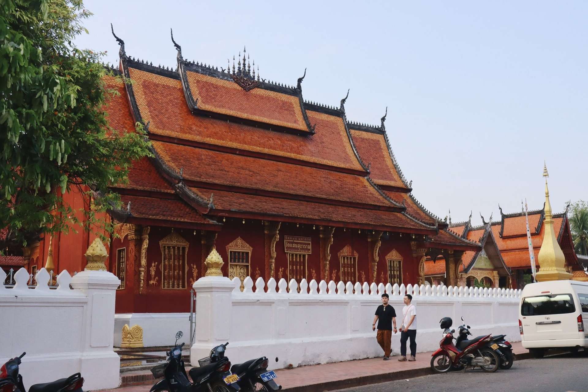 lễ khất thực Luang Prabang