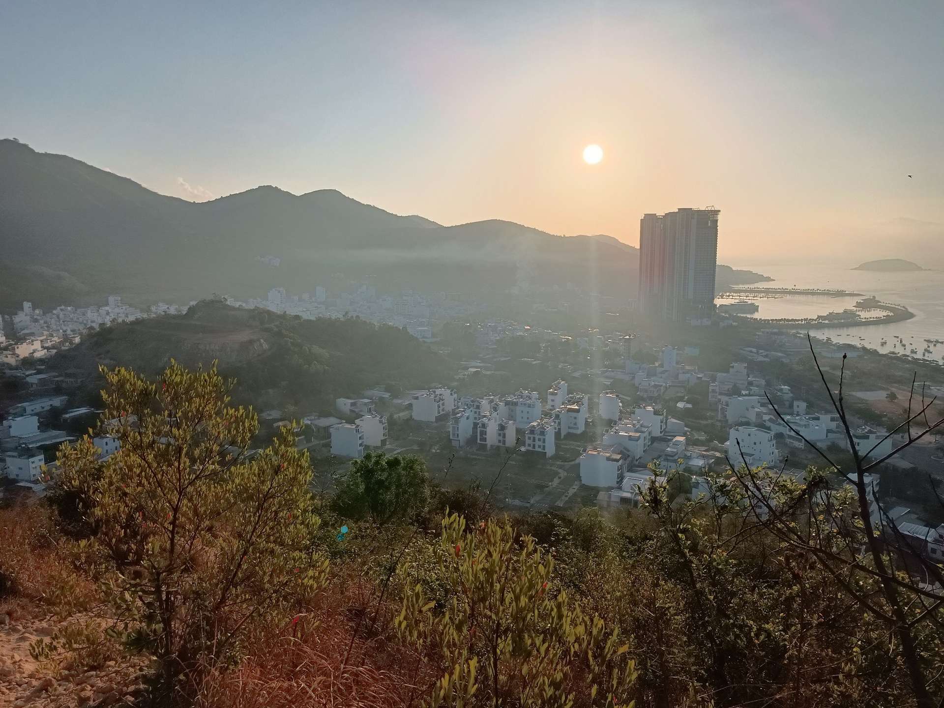 núi cô tiên nha trang