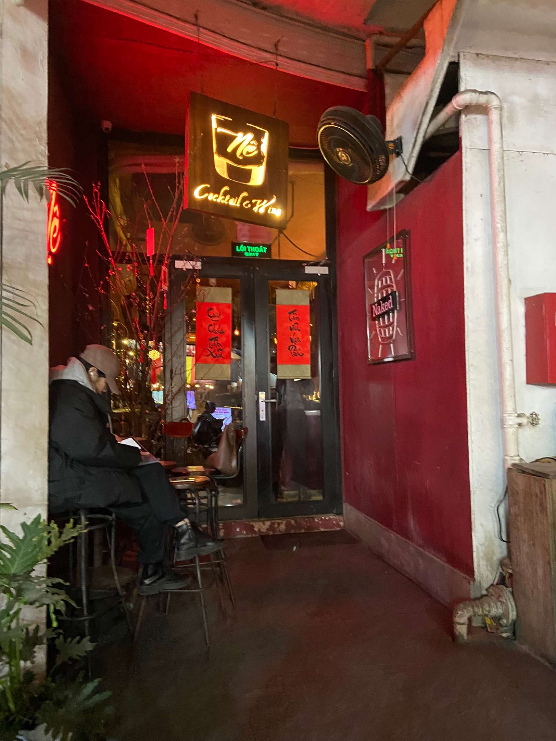 Nê Cocktail Bar quán bar tại Hà Nội