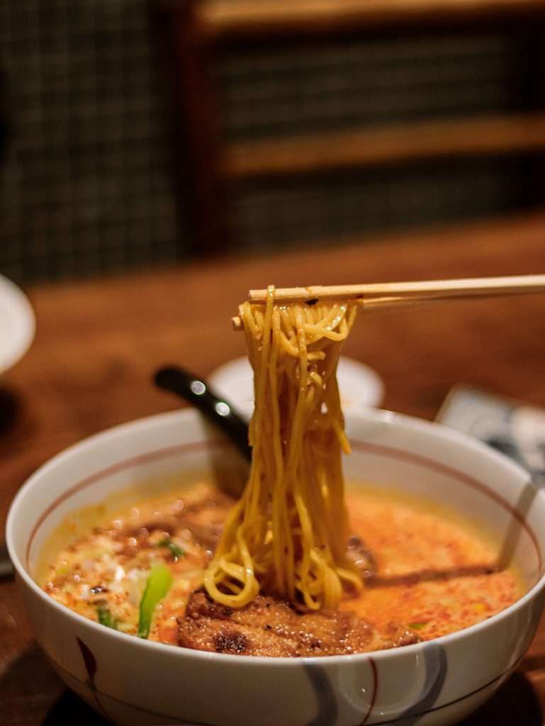 Rich shrimp soup ramen