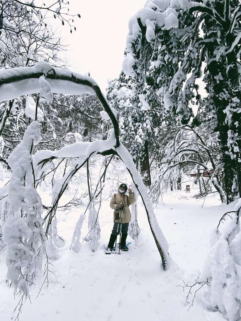 snowshoeing tại núi Daisen