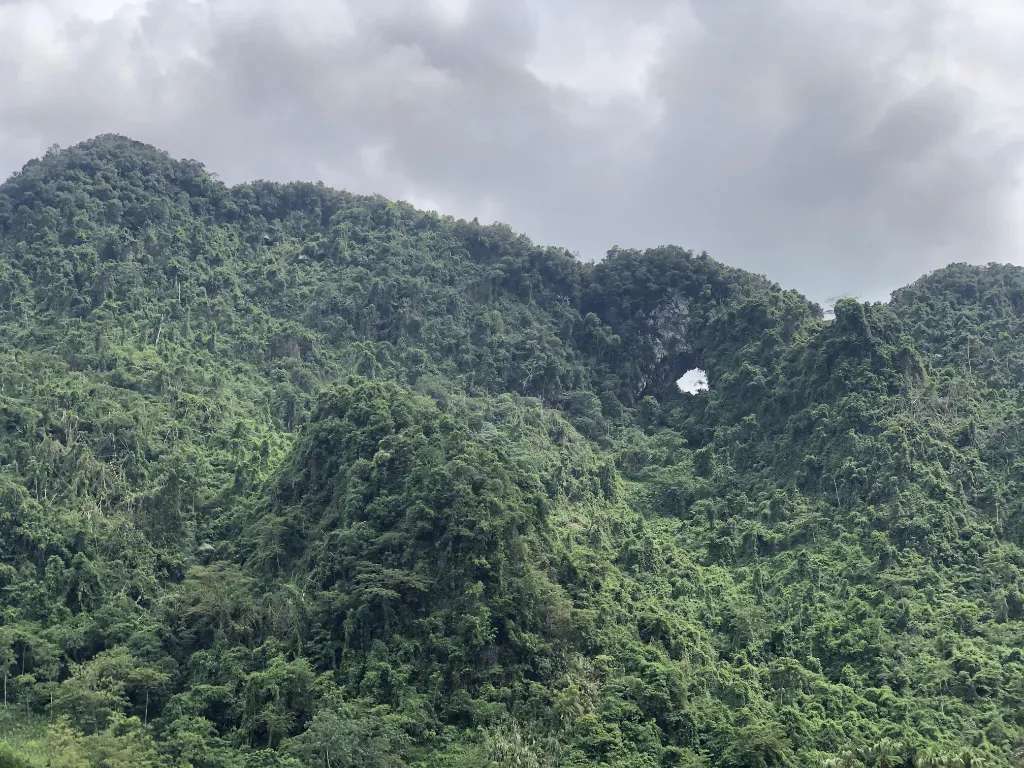 Hang Thủng, Bạch Ngọc, Vị Xuyên, Hà Giang.