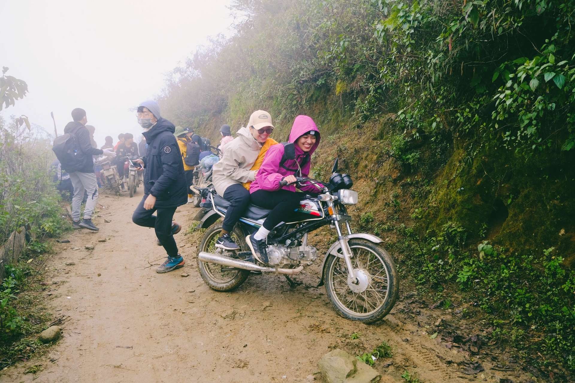 trekking Lùng Cúng