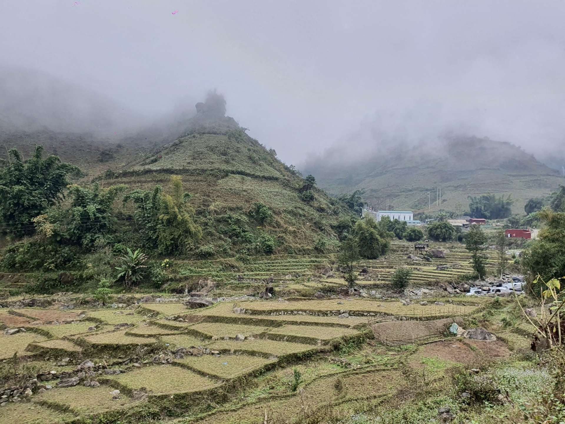 trekking Lùng Cúng