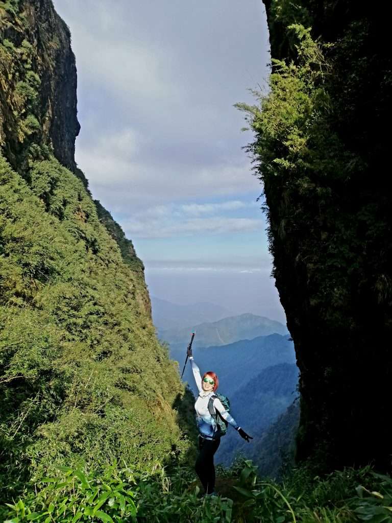 trekking Ngũ Chỉ Sơn