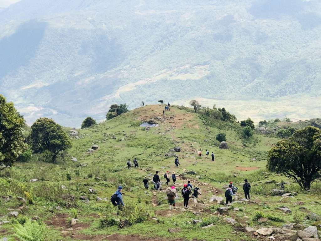 trekking Nhìu Cồ San