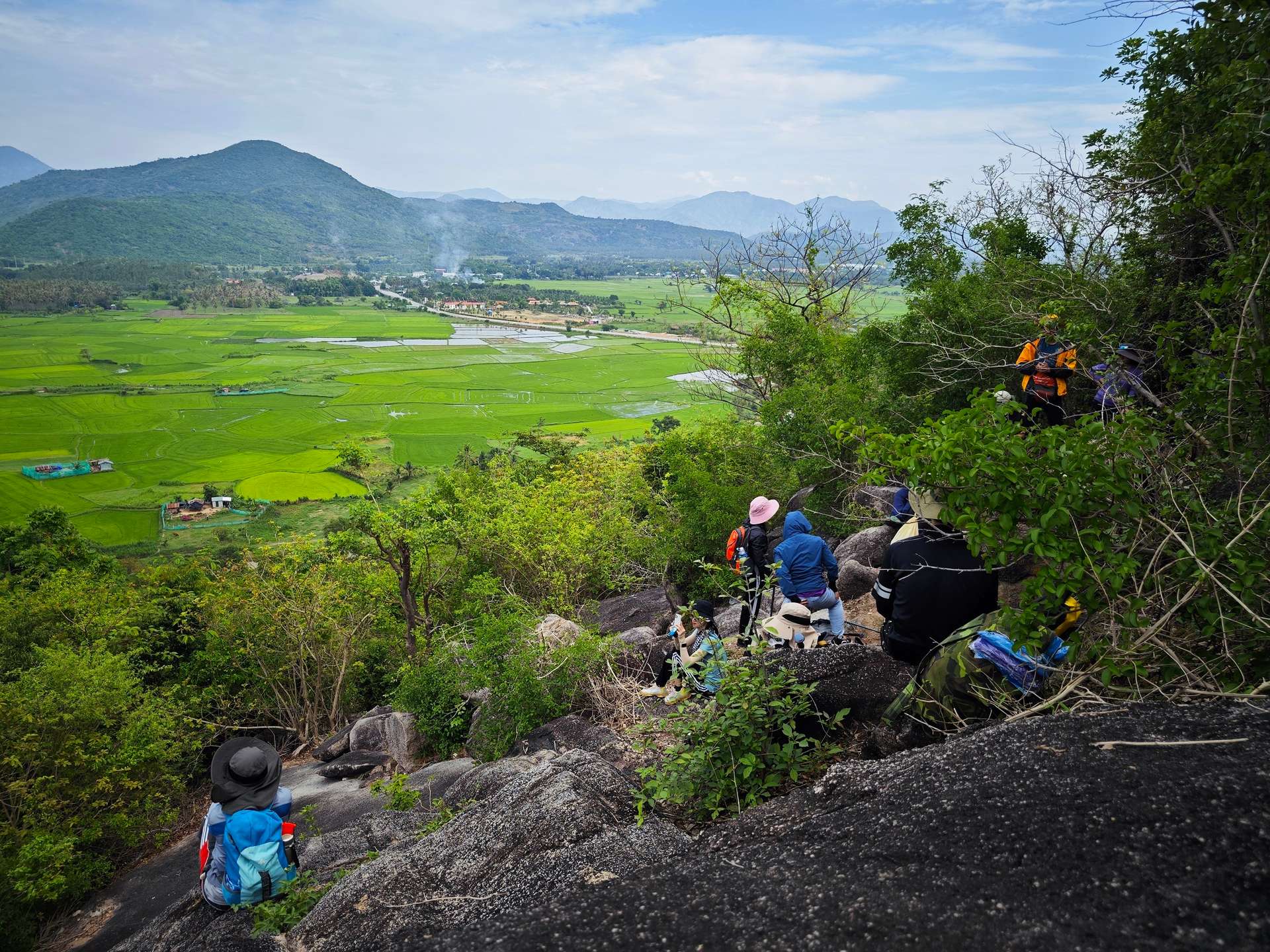 trekking núi chúa