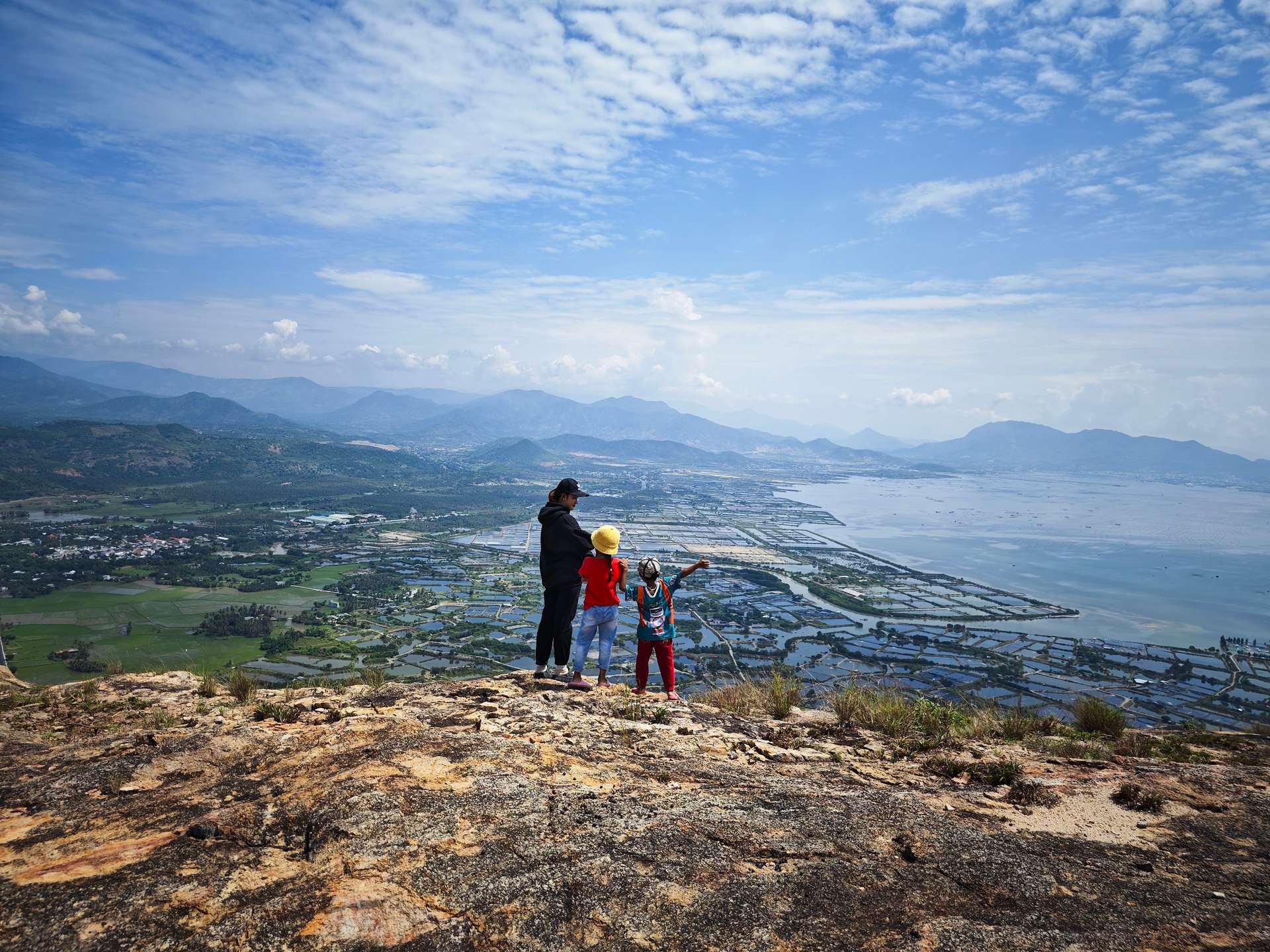 trekking núi chúa