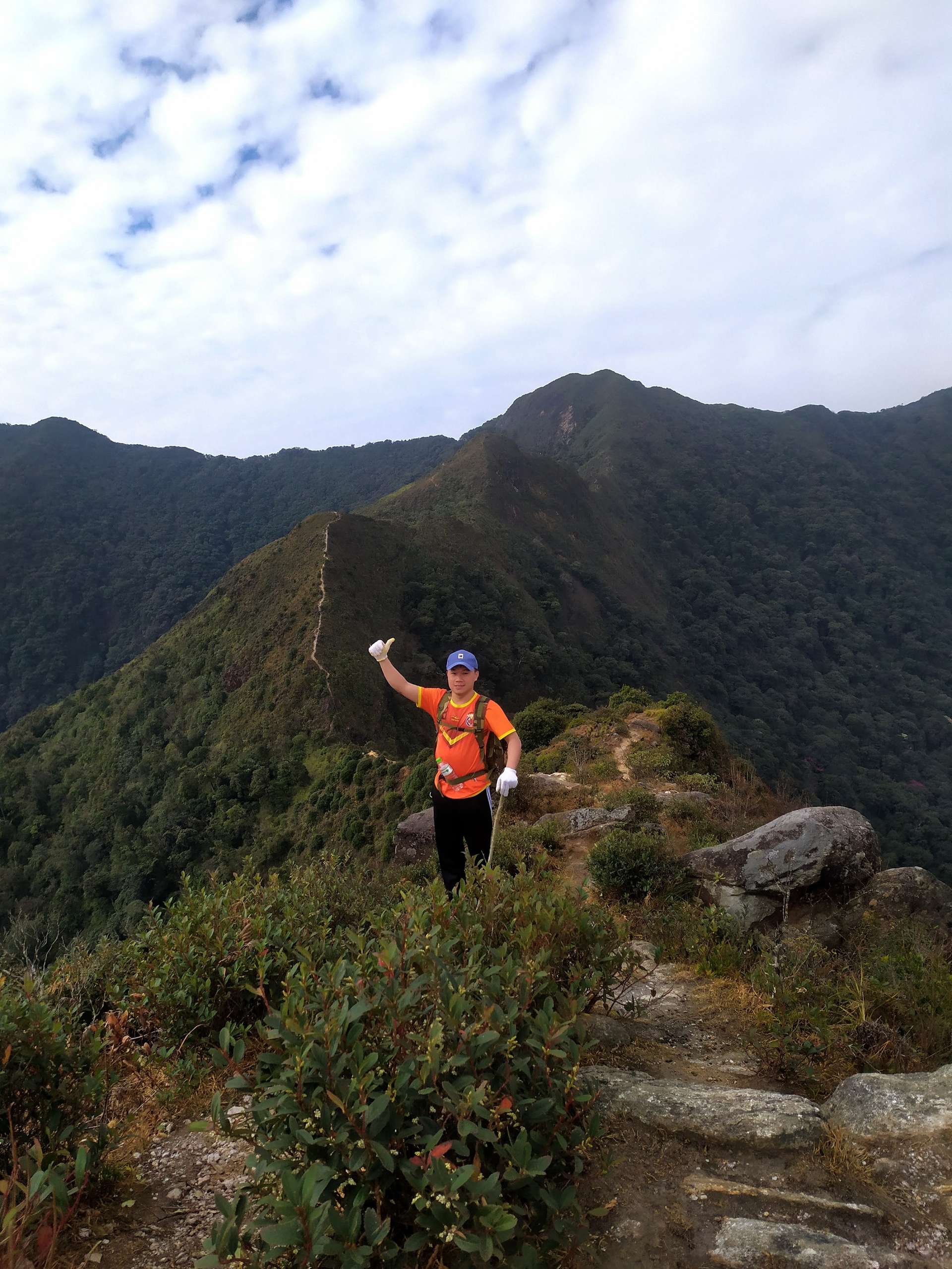 trekking tà xùa 3 đỉnh