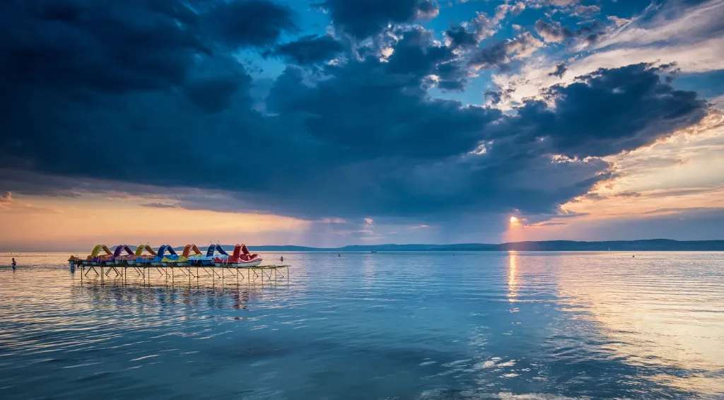 Hướng dẫn cách di chuyển đến hồ Balaton Hungary 