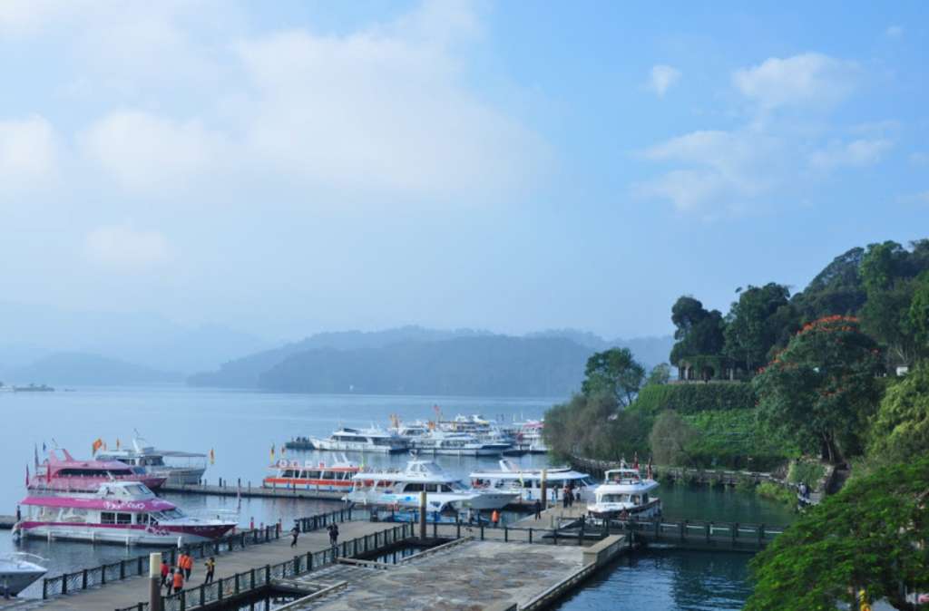 Khám phá Hồ Nhật Nguyệt Đài Loan