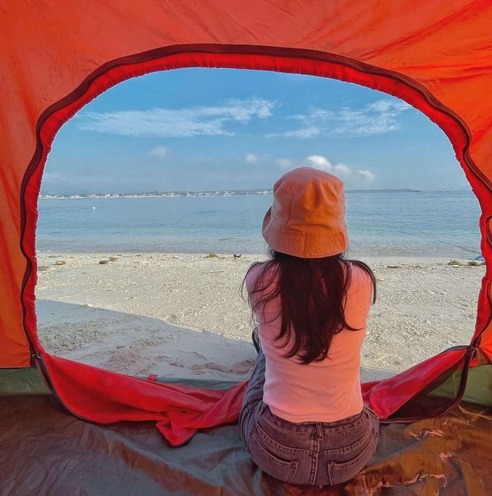 cắm trại tại biển hòn Chùa