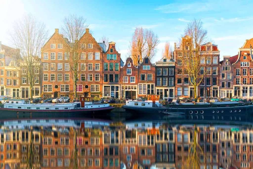 Một số kênh đào nổi tiếng nên ghé thăm tại Amsterdam