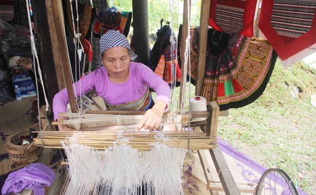 Làng nghề thủ công 