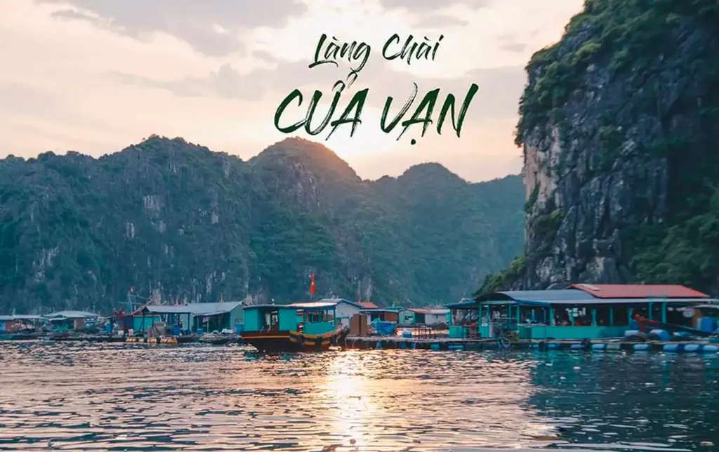 Làng chài Cửa Vạn  