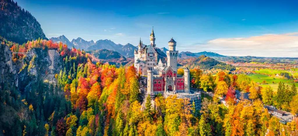 Lâu đài Neuschwanstein - Xứ sở thần tiên giữa lòng nước Đức @IECS