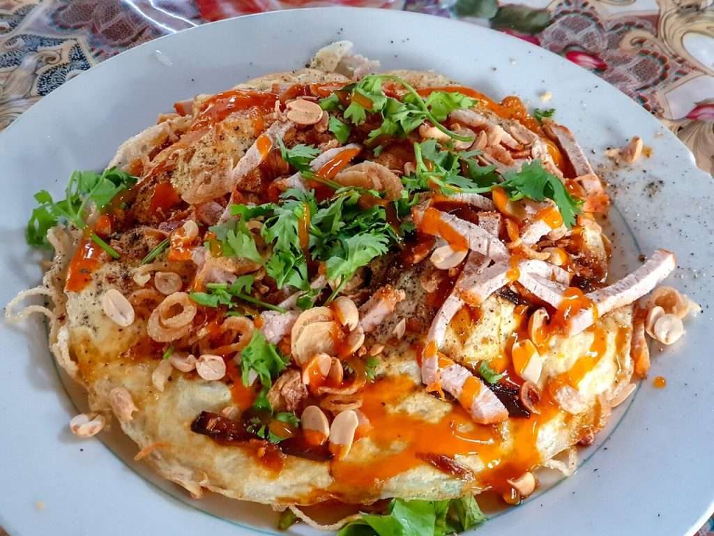 Món pizza hủ tiếu