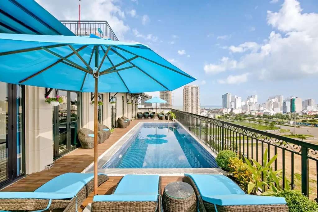 Herriott Hotel & Suites Danang