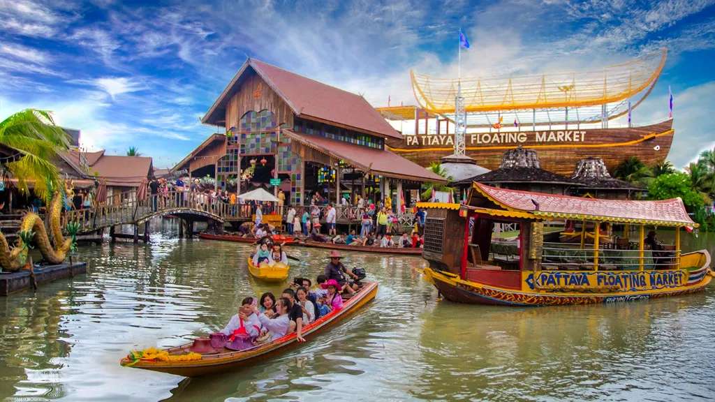 Chợ nổi trên thuyền Pattaya 