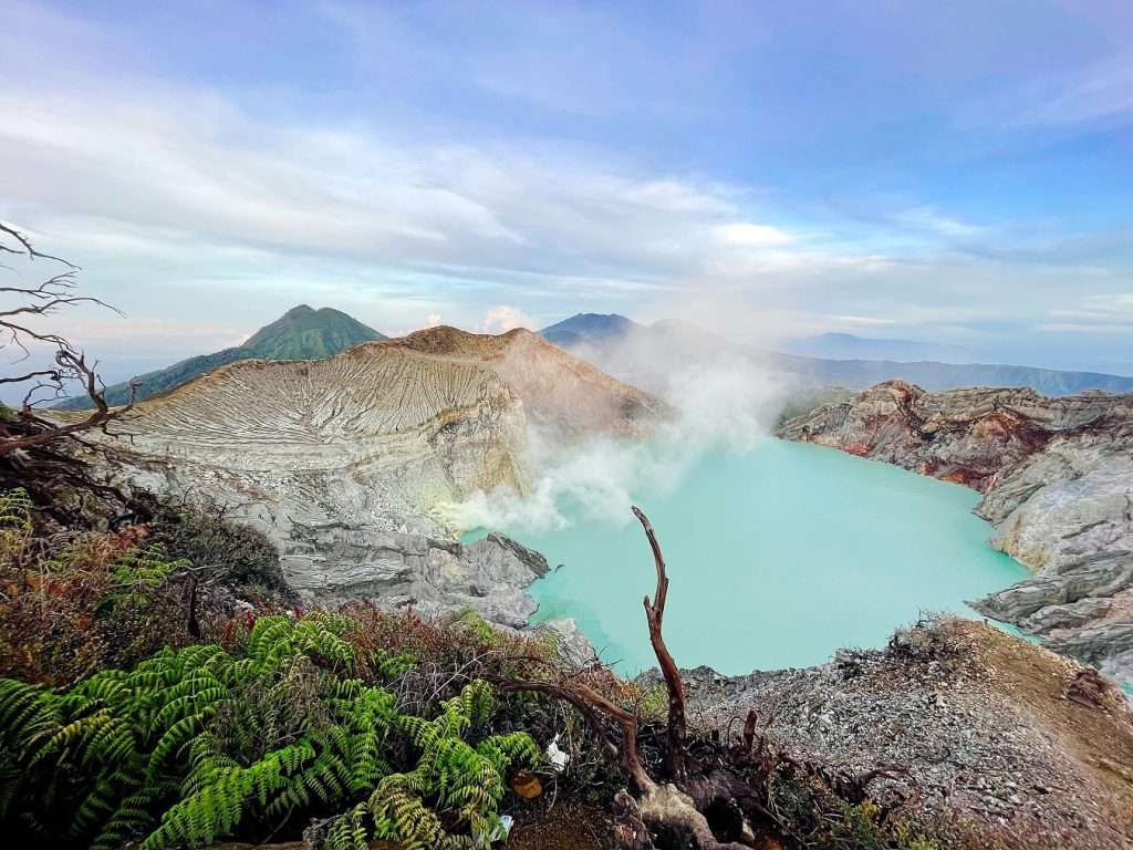 go and share núi lửa Kawah Ijen