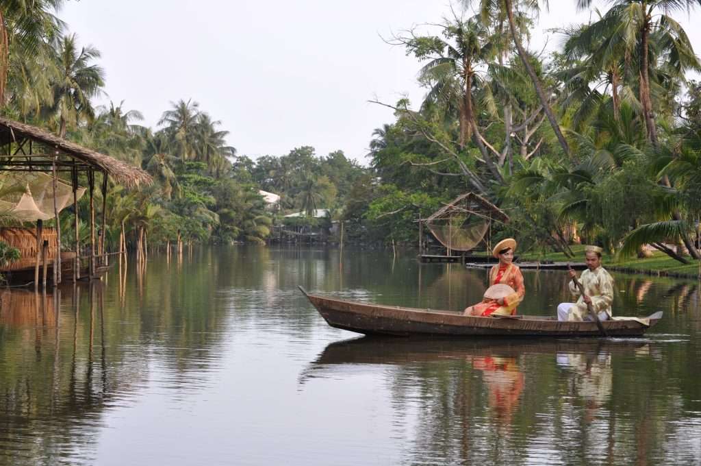 Đắm mình trong vẻ đẹp trữ tình của Bình Quới Tourist Village 