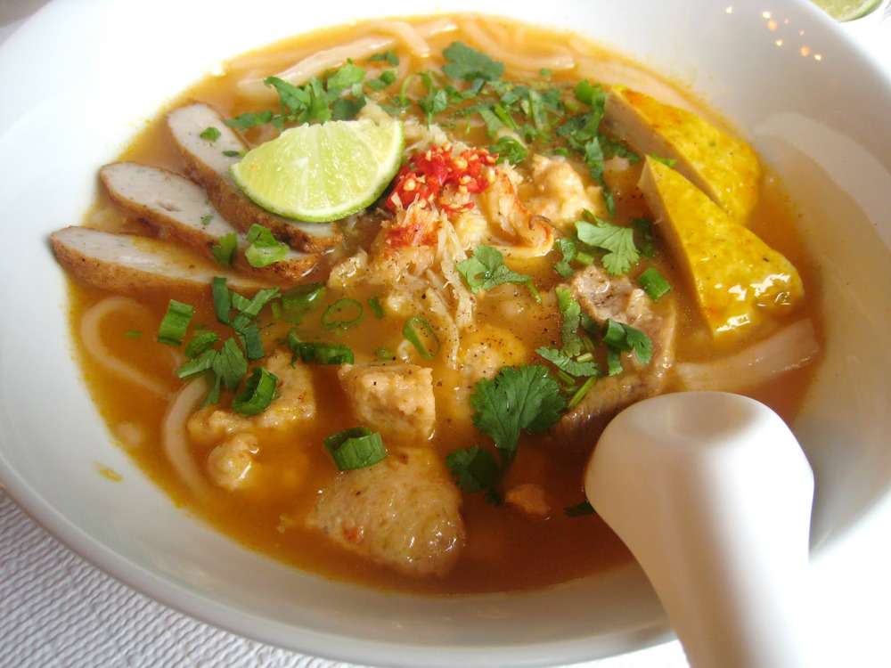 Bánh canh nhà chung