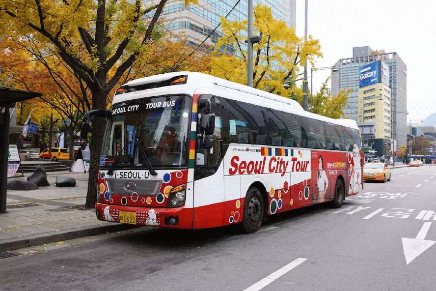 e bus di chuyển đến Gwanghwamun