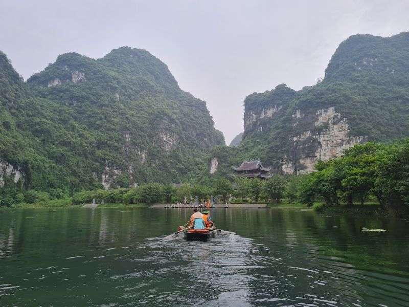 Tam Cốc Ninh Bình