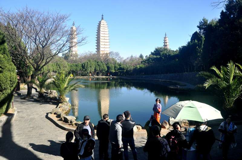 Tam Tháp Đại Lý thu hút du khách