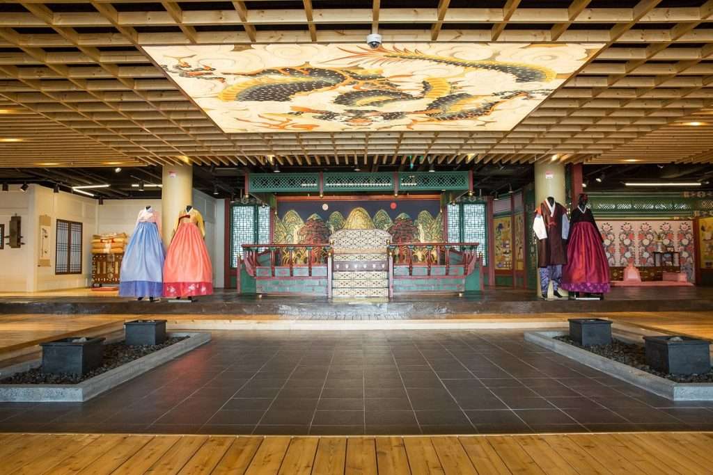 Văn hóa Hanbok ở Namsan