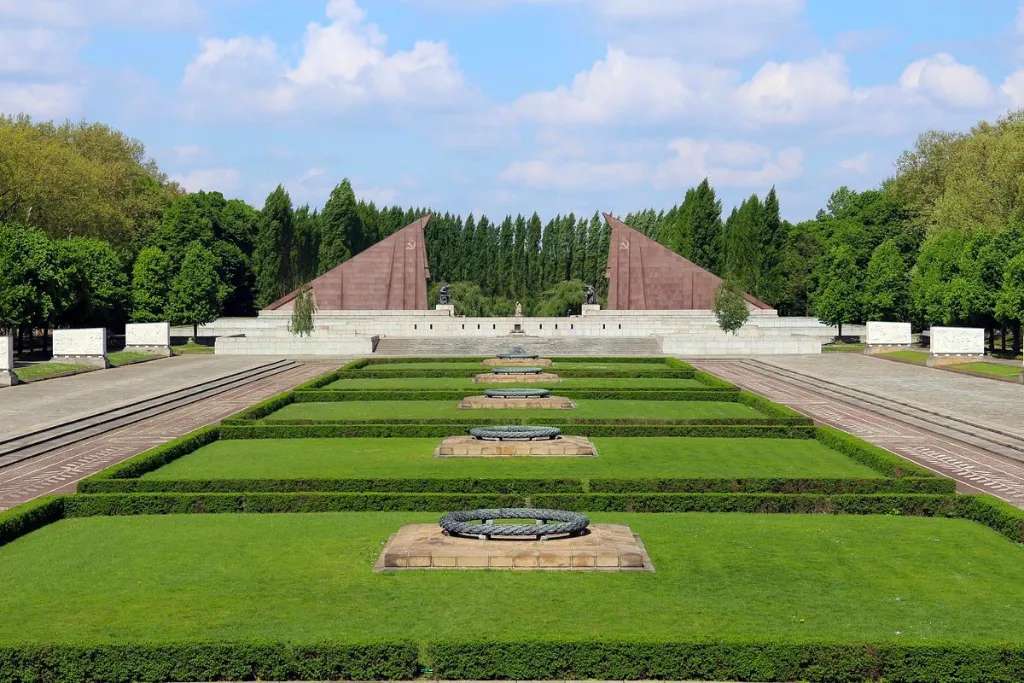 Công viên Treptower Park @shutterstock 