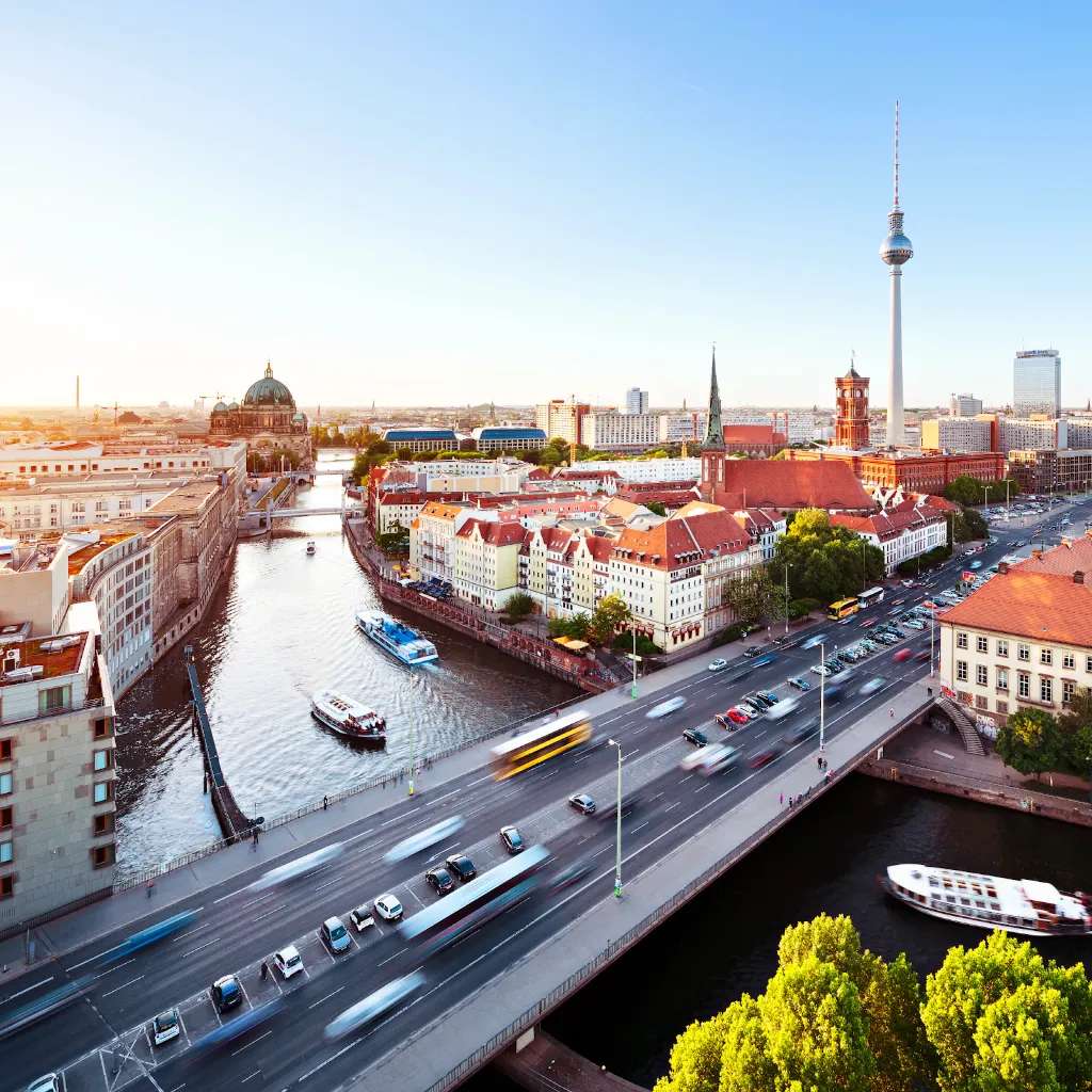 Tham quan thành phố Berlin - Đức @shutterstock