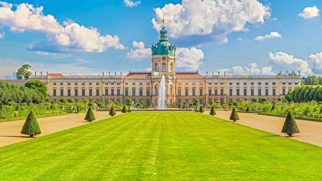 Lâu đài Charlottenburg @shutterstock