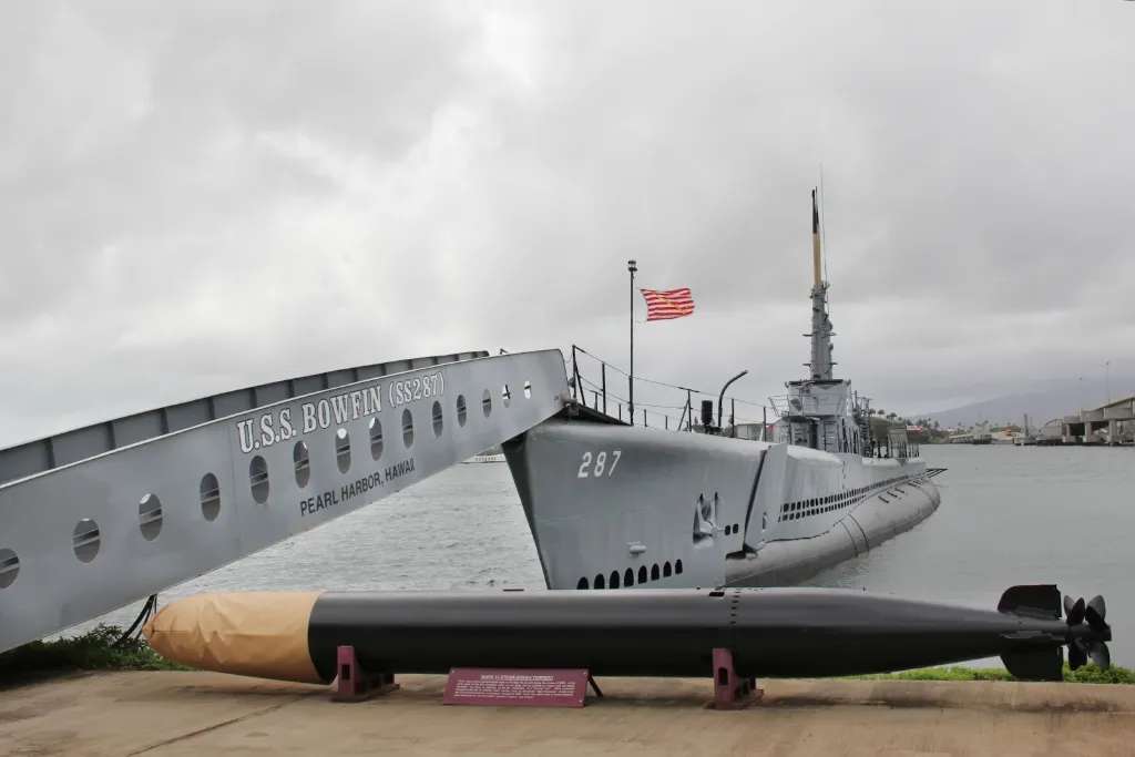 USS Bowfin - tàu ngầm đã tham gia trực chiến trong chiến tranh thế giới thứ hai 