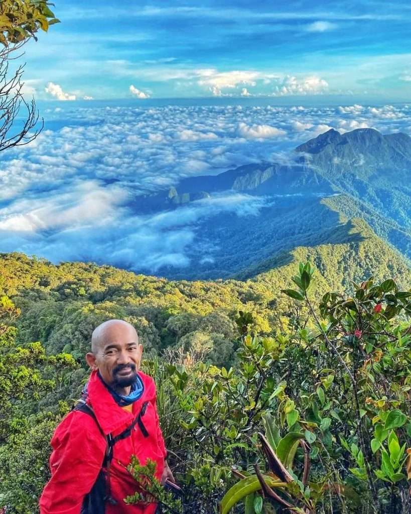 Trekking tại Gunung Mulu