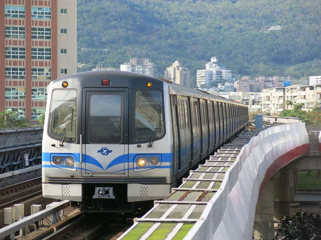 Tàu điện MRT - phương tiện di chuyển quốc dân tại Đài Loan