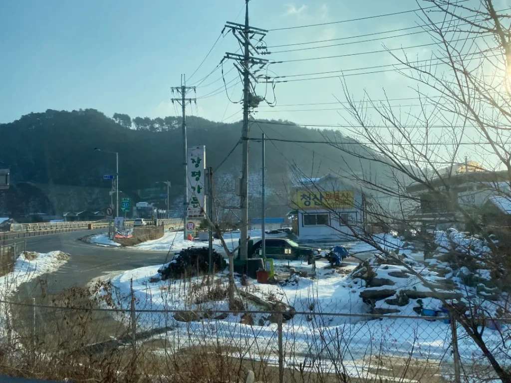 Dongducheon là nơi căn cứ cũ của quân lính mỹ thời xưa