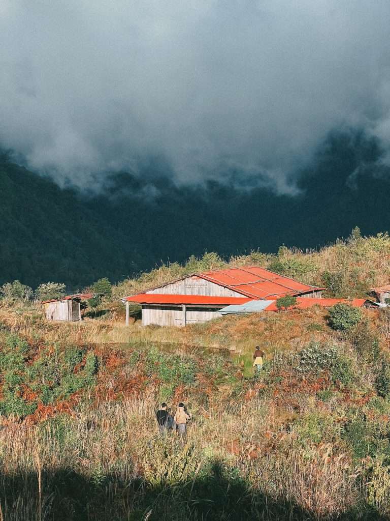 trekking Bạch Mộc Lương Tử