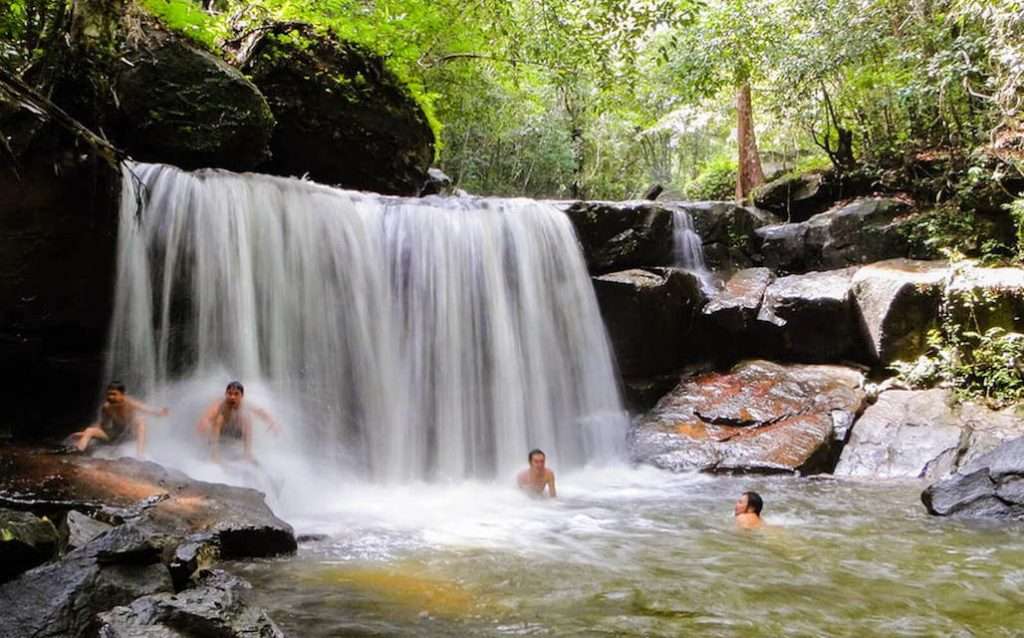 khu du lịch Suối Tranh