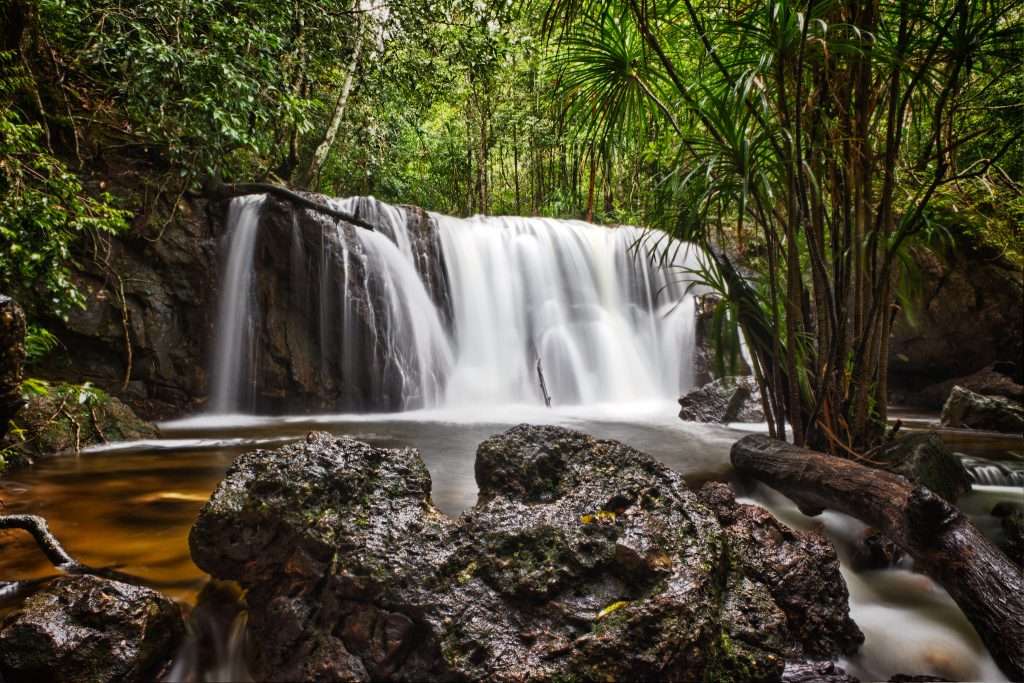 khu du lịch Suối Tranh