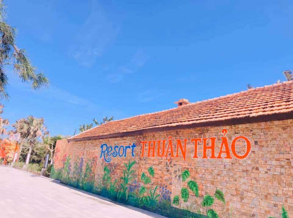 Nhà hàng Resort Thuận Thảo