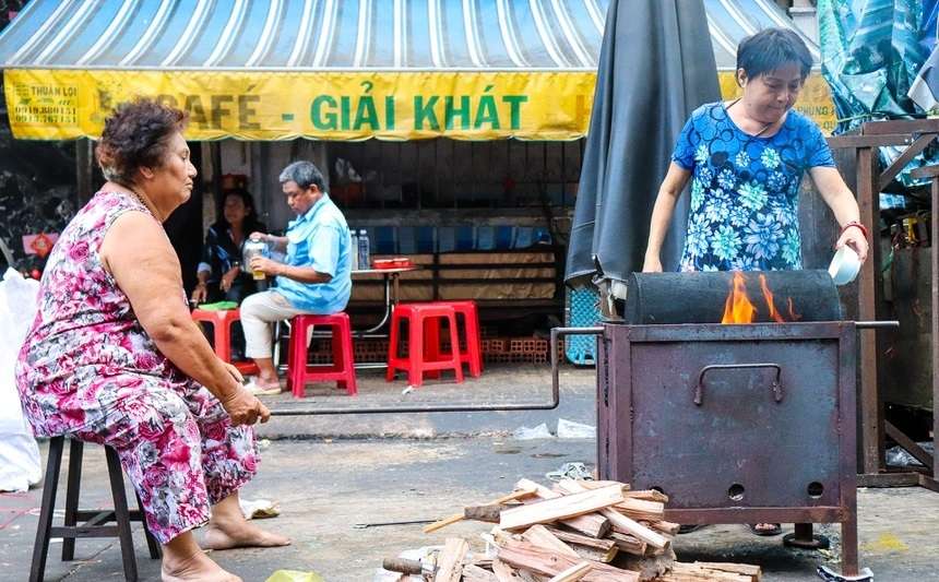 cafe vợt Sài Gòn