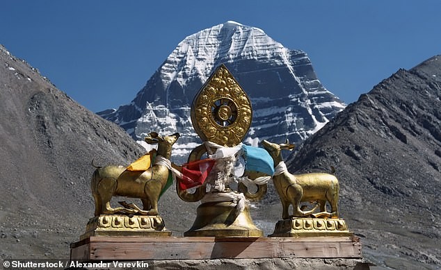 Lý do chưa ai leo lên được đỉnh núi nổi tiếng ở Tây Tạng- Ảnh 4.
