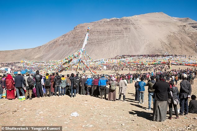 Lý do chưa ai leo lên được đỉnh núi nổi tiếng ở Tây Tạng- Ảnh 3.