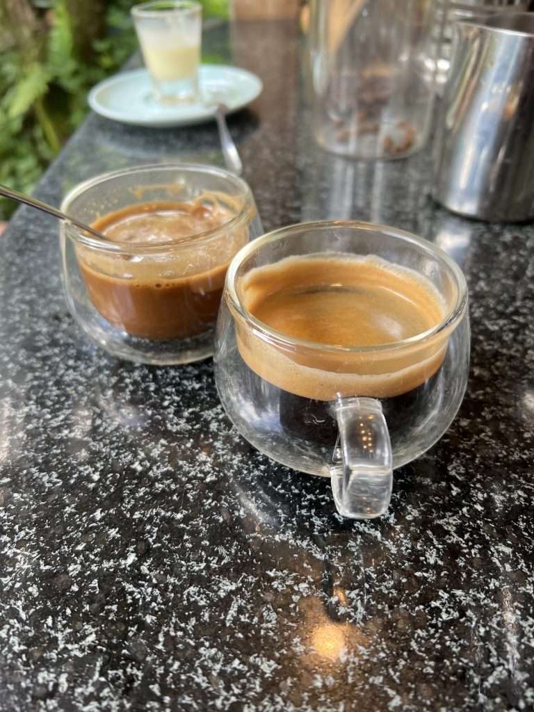 quán cafe bản địa Đà Lạt