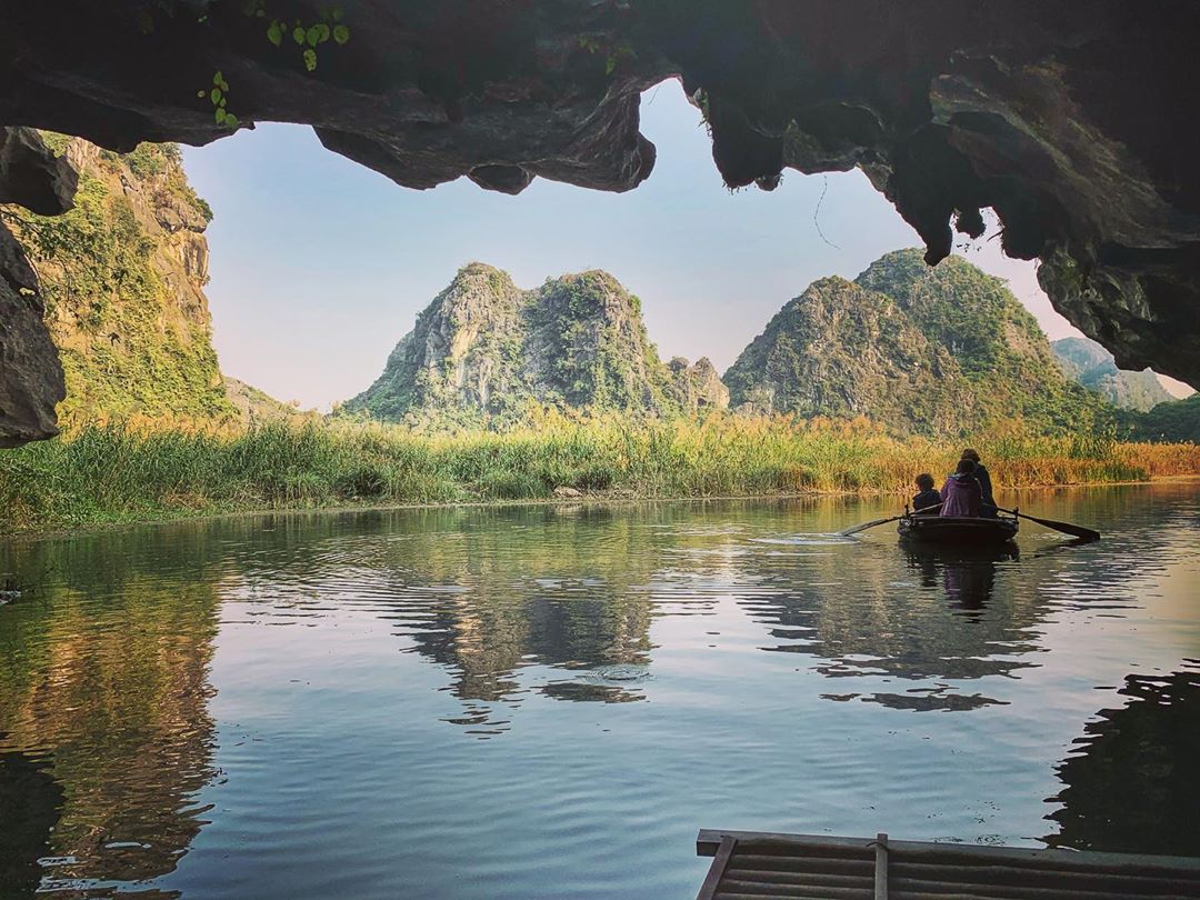 Phát hiện thêm một ''Vịnh Hạ Long trên cạn'' cách Hà Nội chỉ 80km: Đẹp hoang sơ nhưng hữu tình, có hơn 1000 hang động, còn giữ 2 kỷ lục quốc gia- Ảnh 5.