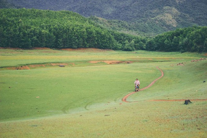 Phát hiện một "vịnh Hạ Long thu nhỏ" ở Đà Nẵng, cách thành phố 20km, du khách nhận xét yên bình như tranh- Ảnh 9.