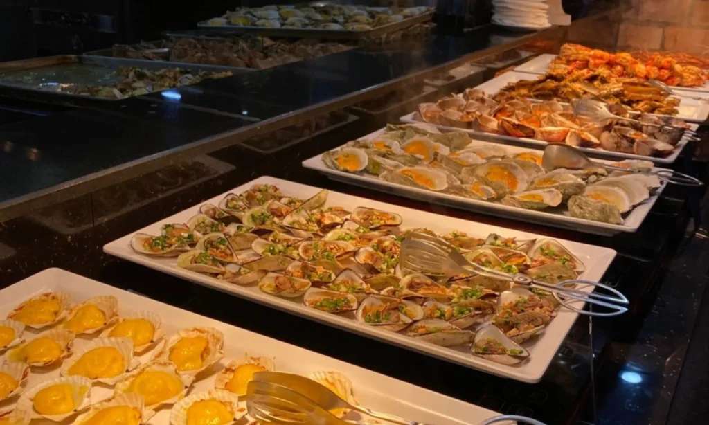 Các món ăn đặc trưng của mô hình buffet