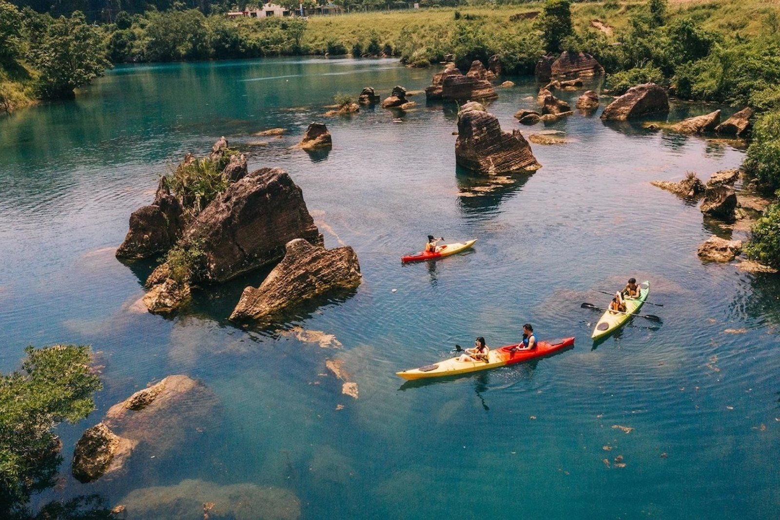 Chèo thuyền kayak
